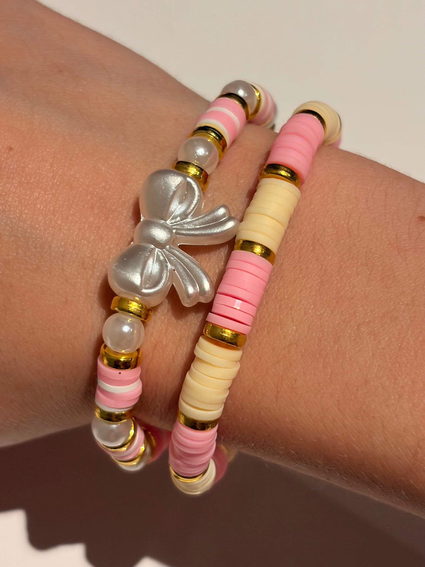 Set of two cute bow bracelets