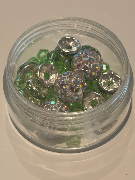Light green charm confetti