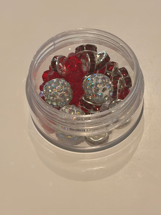 Red charm confetti