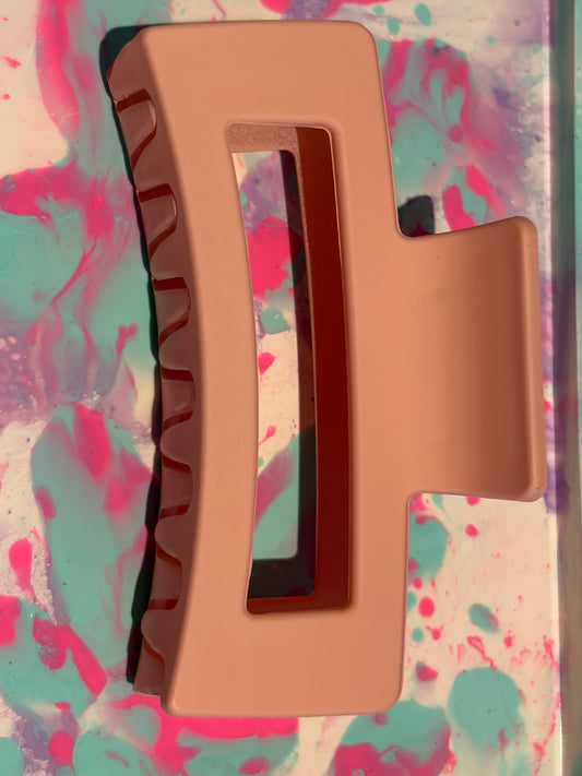 Peach claw clip